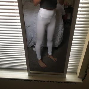 LULULEMON SIZE 6 WUNDER UNDER 7/8 TIGHT